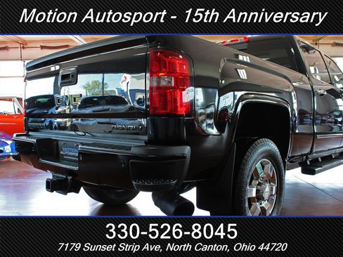 Used 2016 GMC Sierra 3500 Denali w/ Duramax Plus Package AWD/4WD image 10