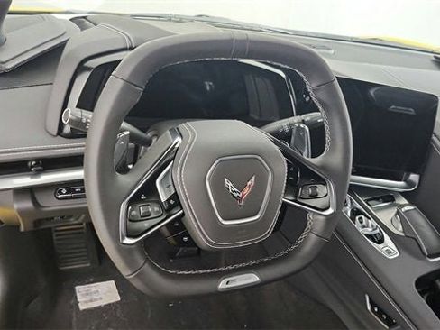 New 2025 Chevrolet Corvette E-Ray w/ Battery Protection Package image 17