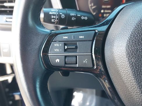 Certified 2025 Honda Pilot EX-L image 19