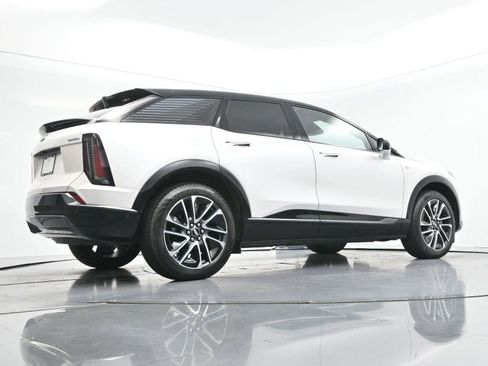 Certified 2025 Cadillac Optiq Sport 1 AWD/4WD image 53