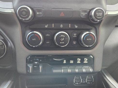 Used 2020 RAM 1500 Big Horn image 16