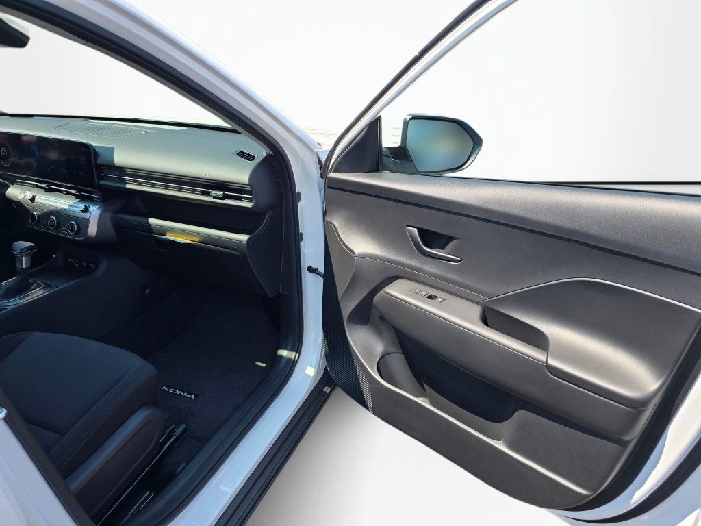 New 2027 Hyundai Kona SE AWD/4WD image 39