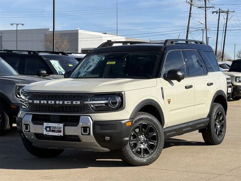 New 2025 Ford Bronco Sport Badlands w/ Badlands Tech Package image 24