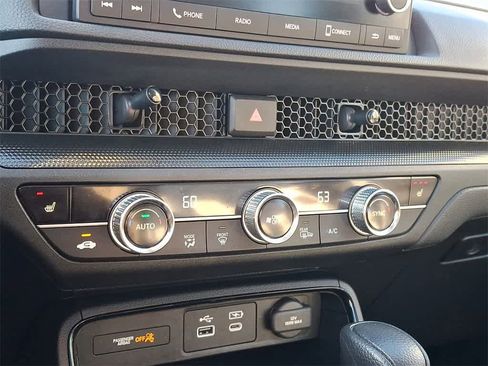 Certified 2025 Honda CR-V EX image 12