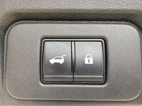 Used 2023 Nissan Rogue SL w/ SL Premium Package FWD image 33