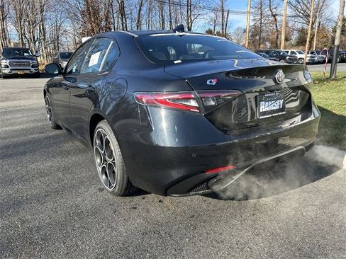 New 2025 Alfa Romeo Giulia AWD w/ Driving Assist Package image 6