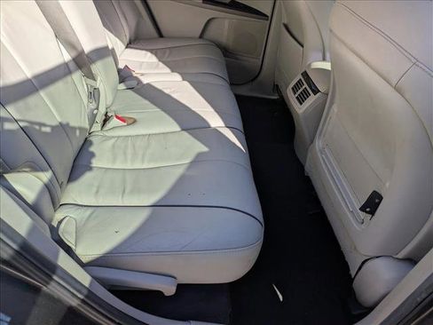 Used 2013 Toyota Venza XLE image 26