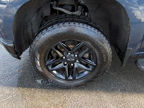 Certified 2021 Chevrolet Silverado 1500 LT Trail Boss image 32