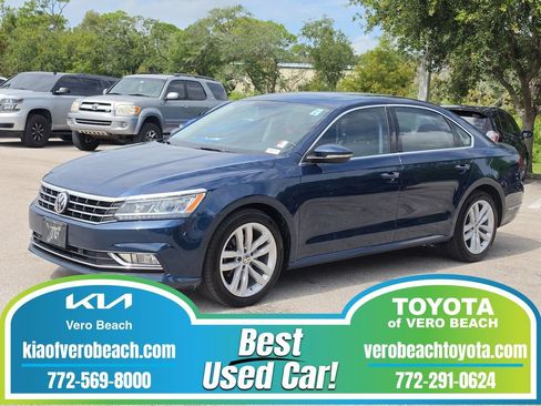 Used 2018 Volkswagen Passat 2.0T SE FWD image 1