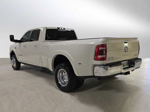 Used 2022 RAM 3500 Limited image 5