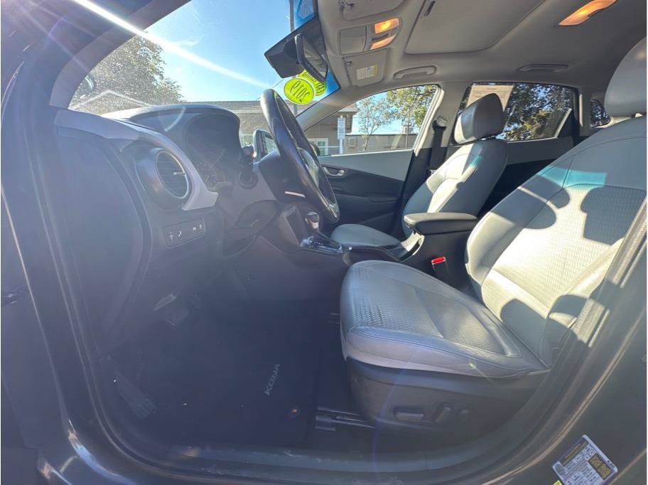 Used 2019 Hyundai Kona Limited AWD/4WD image 13