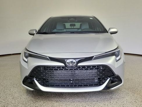 Used 2025 Toyota Corolla SE FWD image 3
