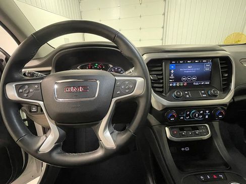 Used 2023 GMC Acadia SLT image 40