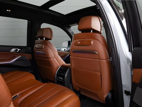 Used 2024 BMW X7 M60i w/ Executive Package AWD/4WD image 69