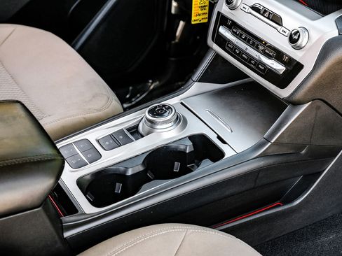 Used 2021 Ford Explorer 2WD image 21