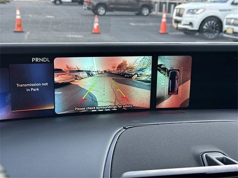 Certified 2024 Lincoln Nautilus Reserve w/ Jet Appearance Package (87T) image 21