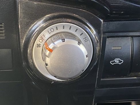 Used 2018 Toyota 4Runner TRD Off-Road Premium image 22