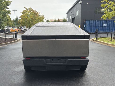 Used 2024 Tesla Cybertruck Cyberbeast AWD/4WD image 14