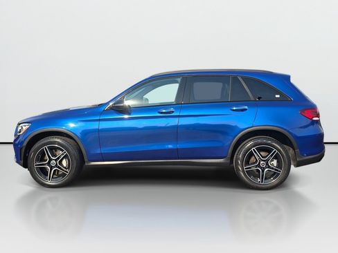 Used 2022 Mercedes-Benz GLC 300 4MATIC image 3