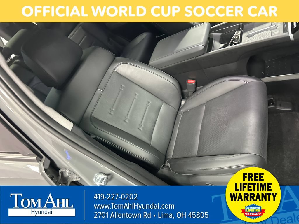 Used 2026 Hyundai Santa Fe Limited AWD/4WD image 25