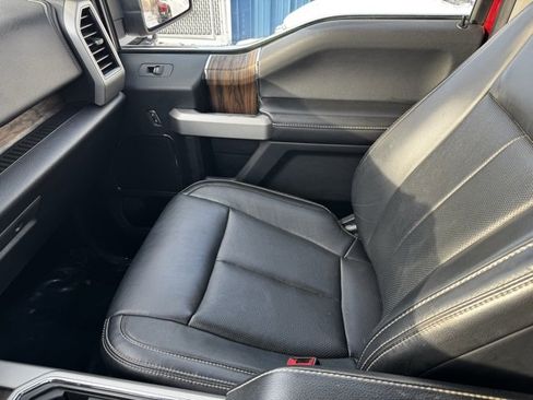 Used 2019 Ford F150 Lariat w/ Equipment Group 502A Luxury image 24