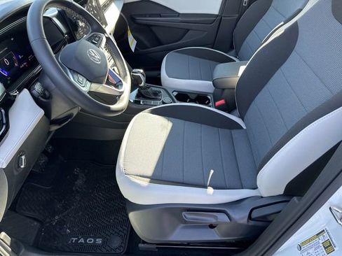 New 2026 Volkswagen Taos S image 9
