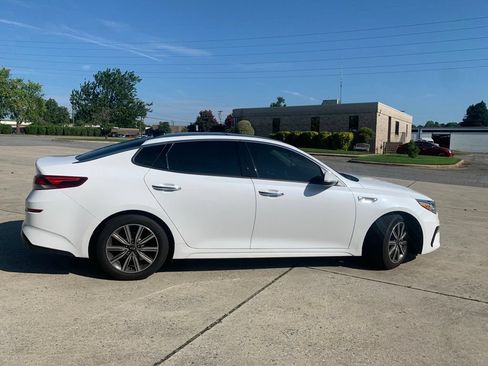 Used 2019 Kia Optima EX w/ EX Premium Package FWD image 13