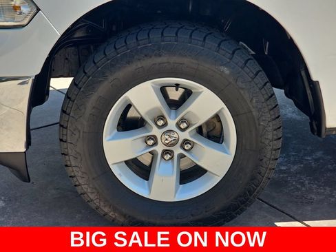 Used 2022 RAM 1500 Classic SLT w/ Electronics Group AWD/4WD image 34