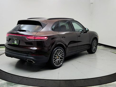 Used 2020 Porsche Cayenne AWD/4WD image 5