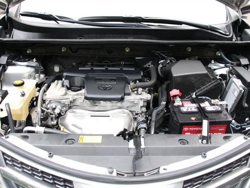 Used 2013 Toyota RAV4 XLE AWD/4WD image 19