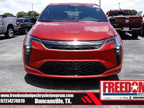 New 2027 Chrysler Pacifica Select FWD image 8