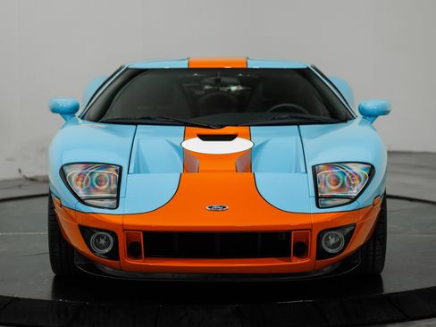 Used 2006 Ford GT image 33