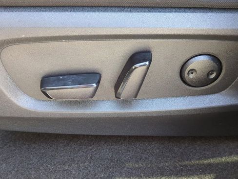 Certified 2024 Nissan Pathfinder SV image 15