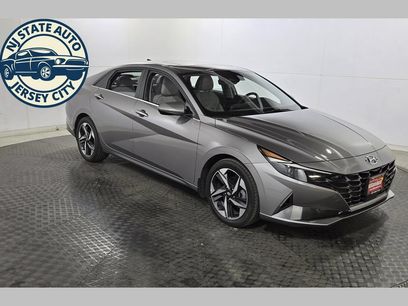 Used 2023 Hyundai Elantra Limited