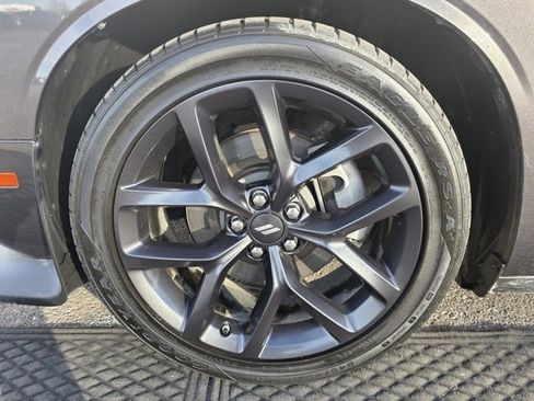Used 2022 Dodge Challenger R/T w/ Driver Convenience Group image 26