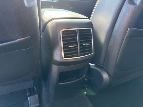 Used 2023 Kia Sportage EX AWD/4WD image 17