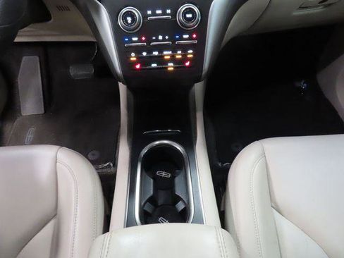 Used 2017 Lincoln MKC Premiere FWD image 48