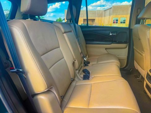 Used 2019 Honda Pilot EX-L image 12