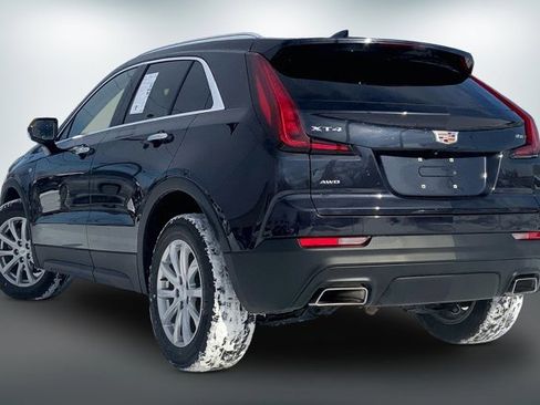 Used 2023 Cadillac XT4 Luxury w/ Cold Weather Package image 10