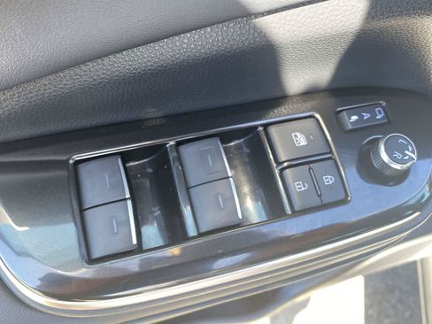 Certified 2026 Toyota Crown AWD/4WD image 13