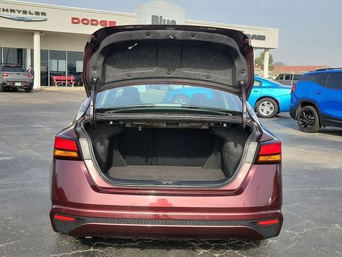 Used 2025 Nissan Altima 2.5 SV FWD image 8
