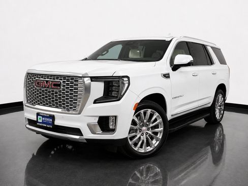 Used 2023 GMC Yukon Denali AWD/4WD image 1