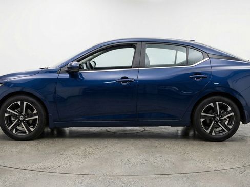Used 2025 Nissan Sentra SV FWD image 5