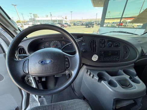 Used 2003 Ford E-350 and Econoline 350 XL image 9