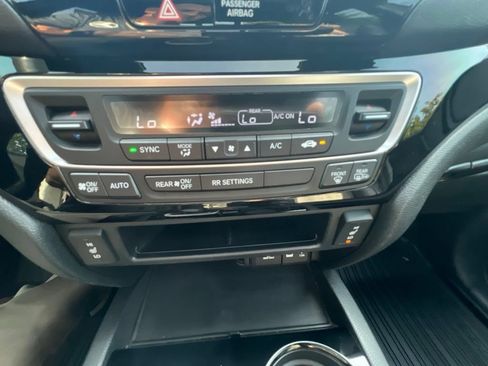 Used 2017 Honda Ridgeline Black Edition image 29
