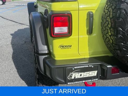 Used 2023 Jeep Wrangler Rubicon w/ Cold Weather Group AWD/4WD image 11