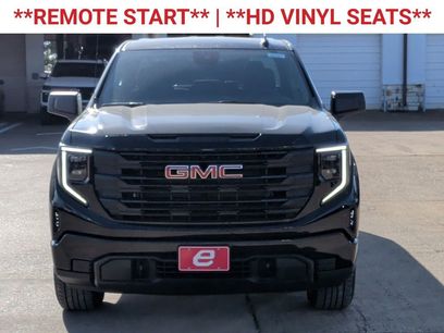 New 2026 GMC Sierra 1500 Pro w/ Graphite Edition