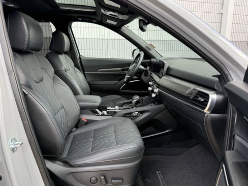 Used 2023 Kia Telluride SX X-Line AWD/4WD image 5