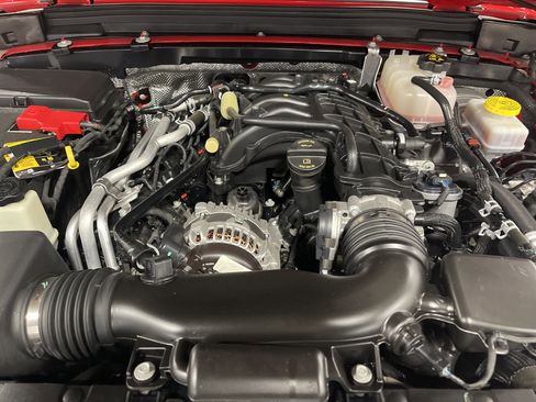 Used 2024 Jeep Wrangler Willys image 15