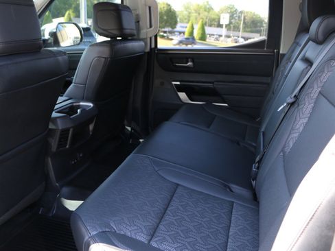 Used 2024 Toyota Tundra Limited AWD/4WD image 31